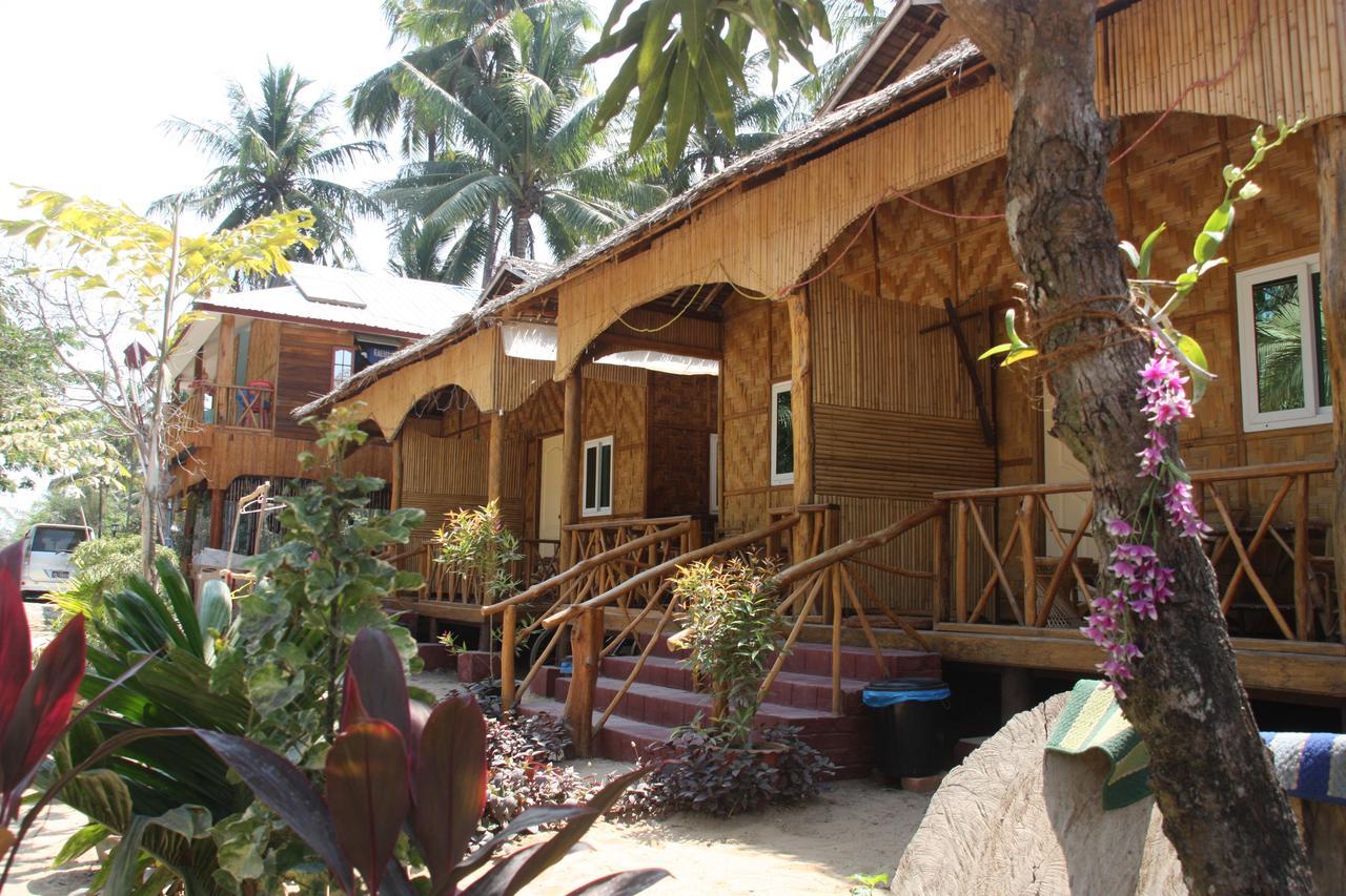 Soe Ko Ko Beach House & Restaurant Ngwesaung Exterior foto